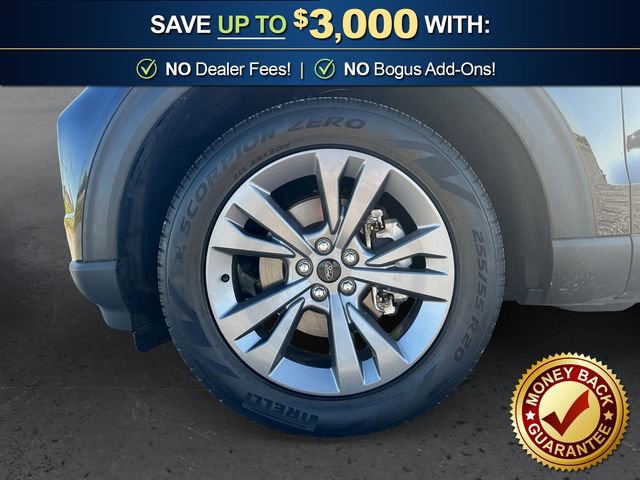 Used 2022 Ford Explorer XLT w/ Equipment Group 202A image 13