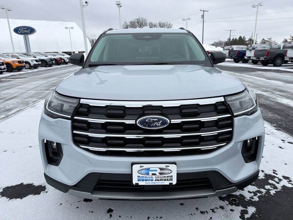 New 2026 Ford Explorer Active w/ Active Comfort Package image 8