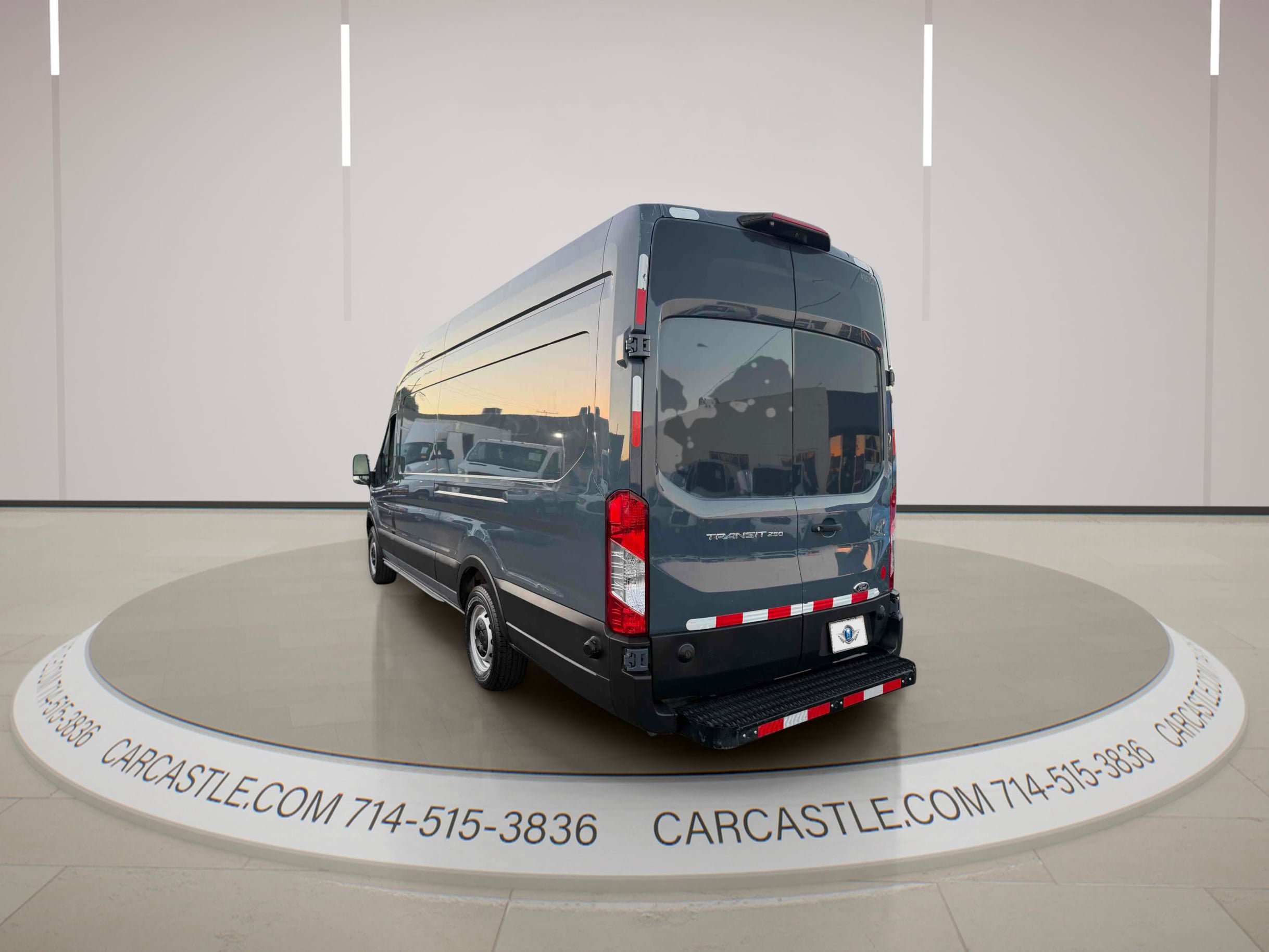 Used 2019 Ford Transit 250 148 High Roof Extended RWD image 3