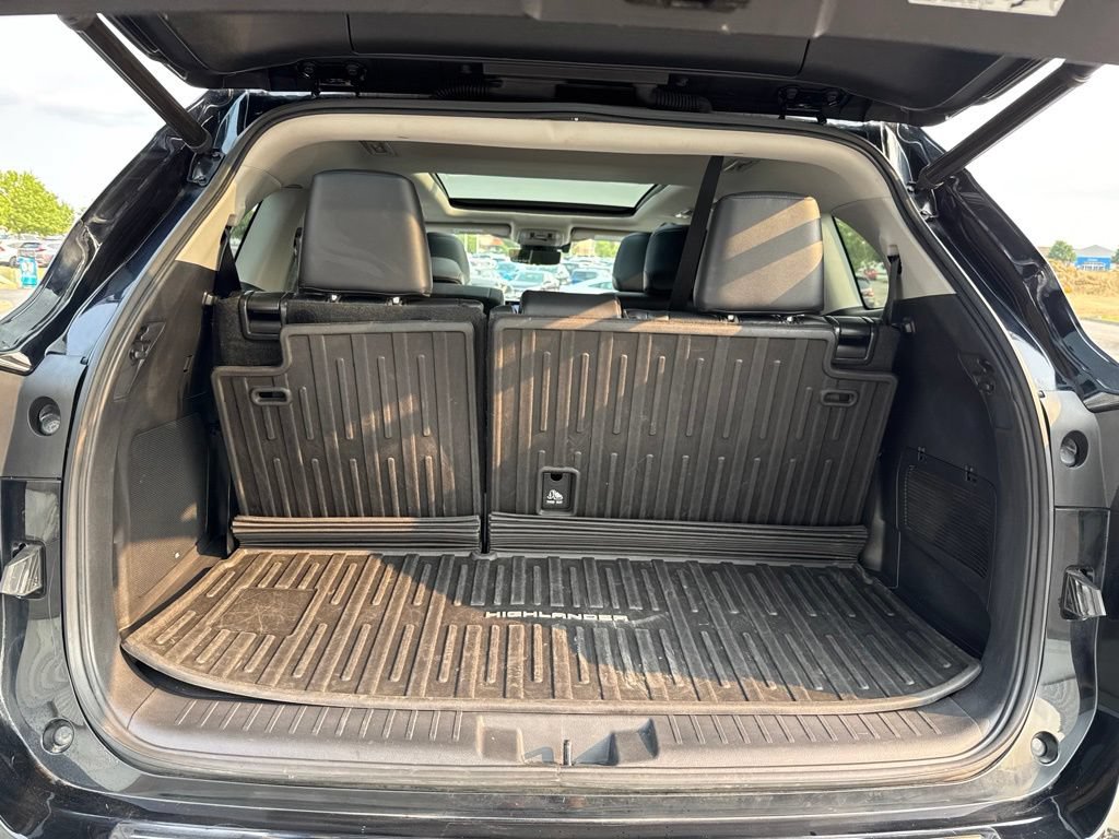 Used 2021 Toyota Highlander Platinum AWD/4WD image 39