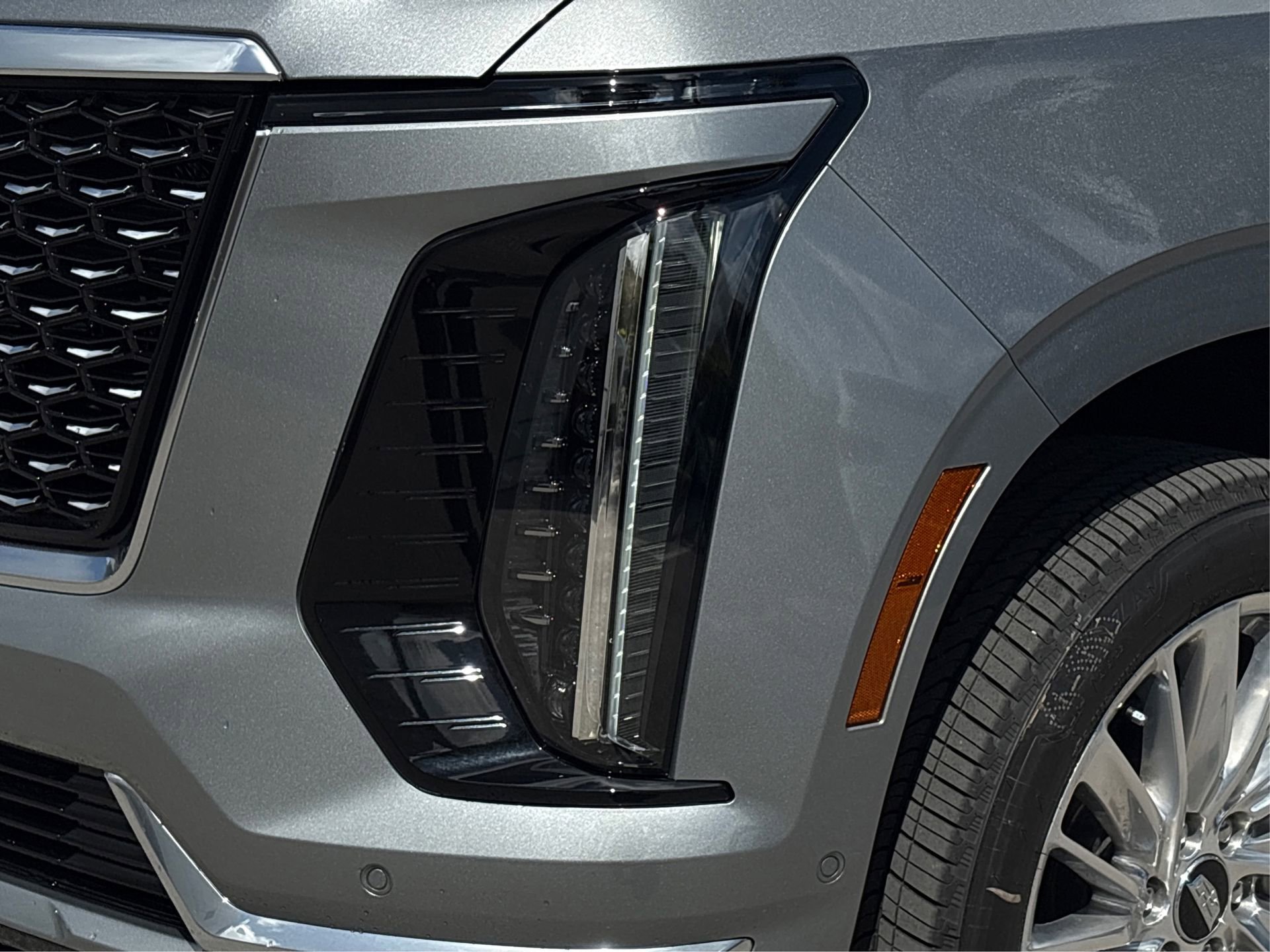 New 2026 Cadillac Escalade Luxury image 14