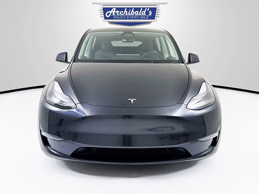 Used 2024 Tesla Model Y Long Range image 2