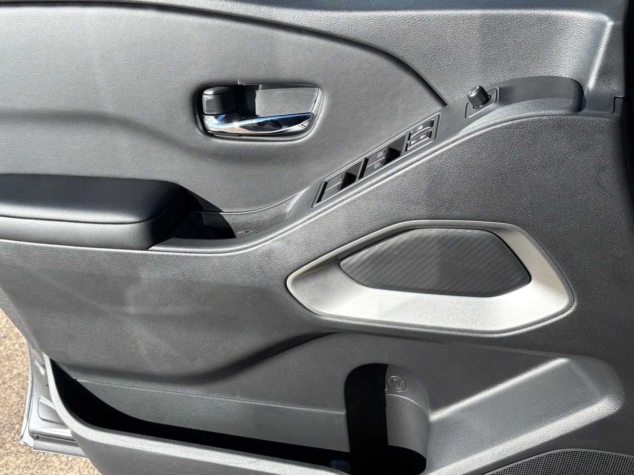 New 2026 Nissan Frontier SV w/ Tow Package image 16