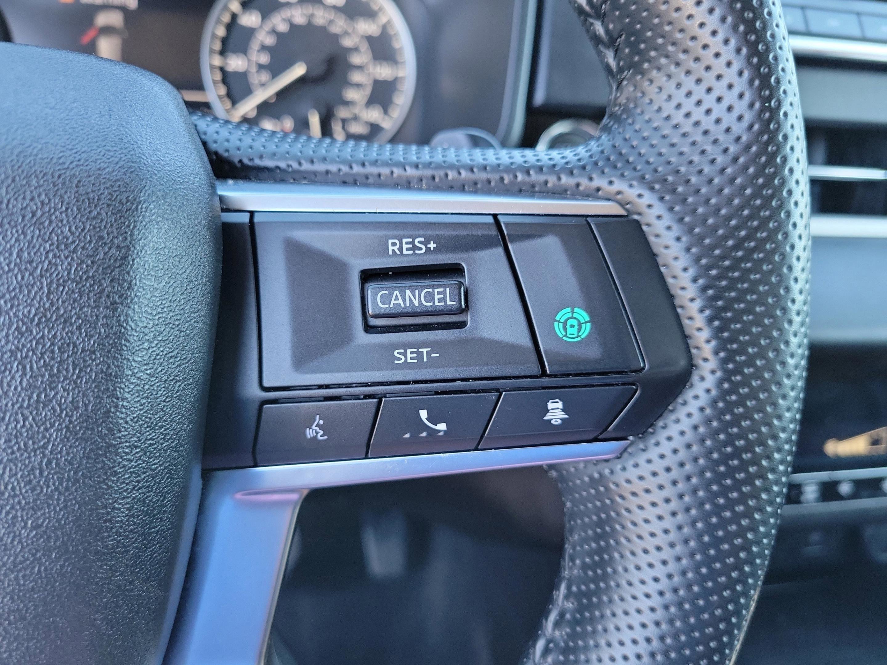 Used 2024 Mitsubishi Outlander SE image 37