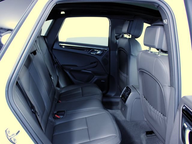 New 2026 Porsche Macan AWD/4WD image 22