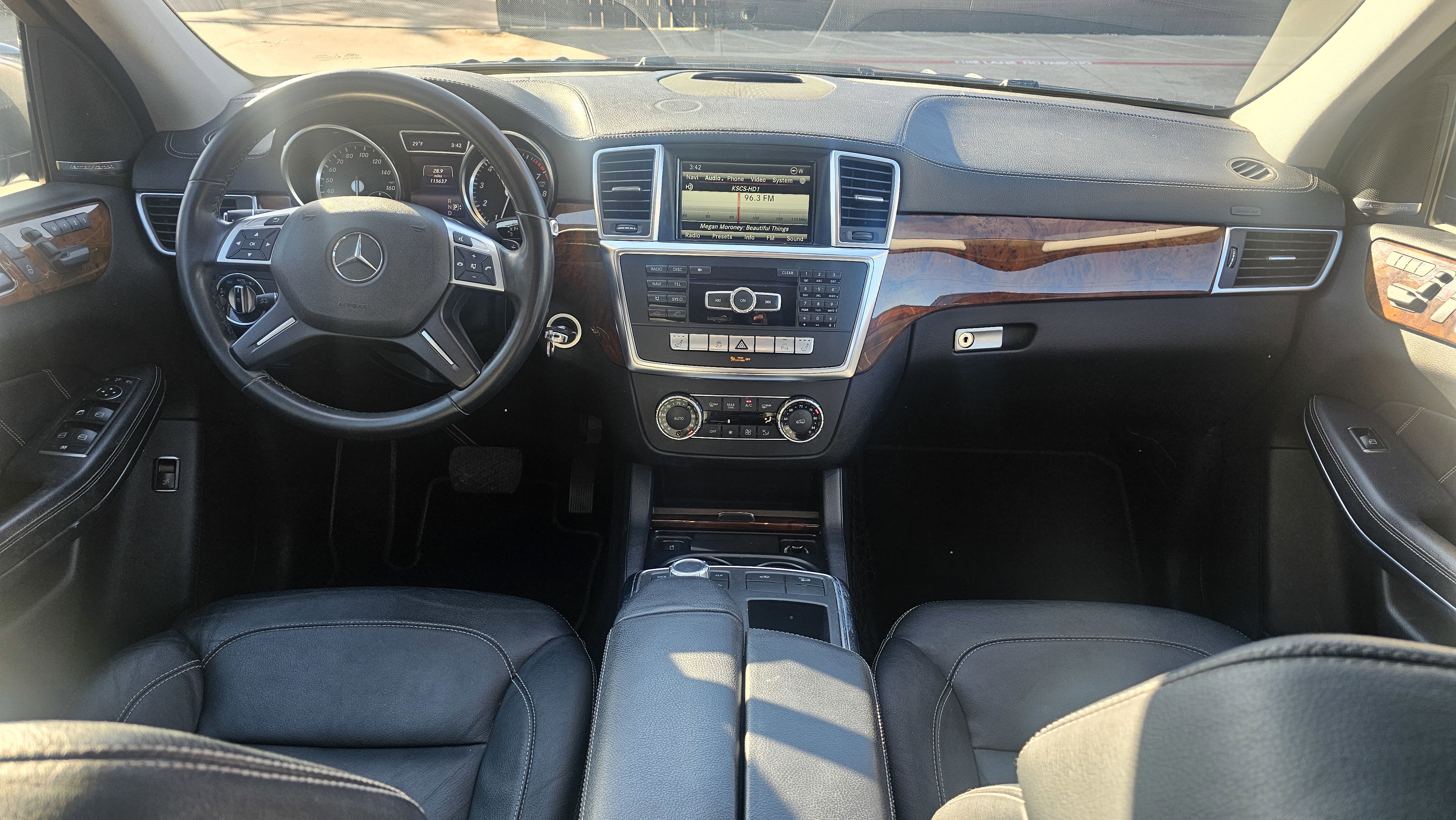 Used 2014 Mercedes-Benz GL 450 4MATIC 4dr GL 450 w/ Driver Assistance Package image 36