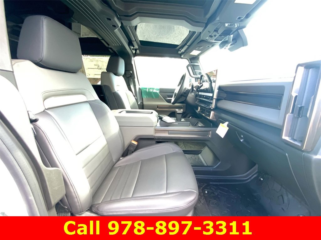 New 2025 GMC Hummer EV 2X image 30