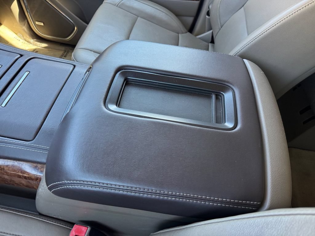Used 2015 Chevrolet Tahoe LTZ AWD/4WD image 26