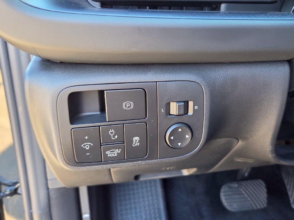 Used 2025 Hyundai Ioniq 6 SEL RWD image 28