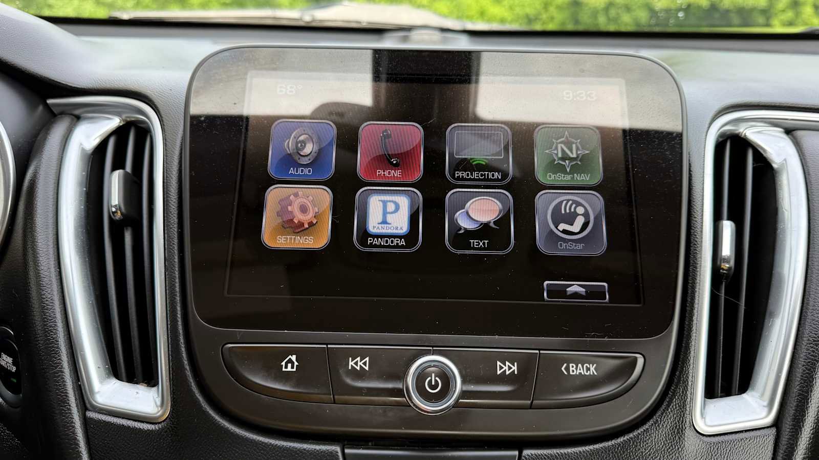 Used 2016 Chevrolet Malibu LT w/ Leather Package FWD image 22