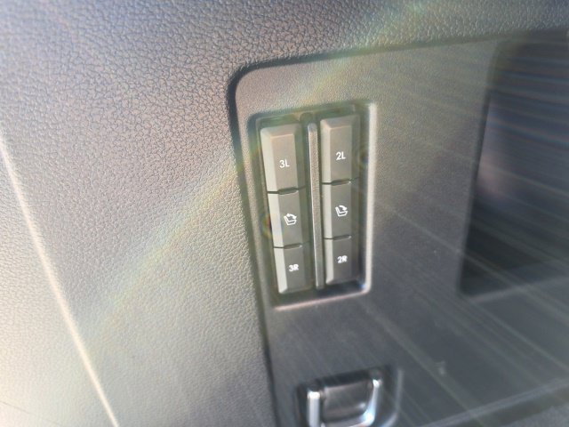 Used 2020 Lincoln Navigator Reserve AWD/4WD image 15