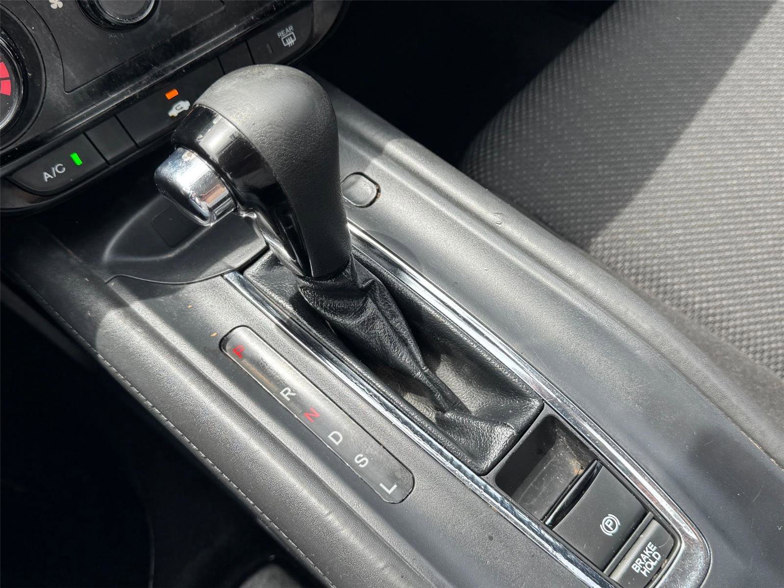 Used 2017 Honda HR-V LX image 14