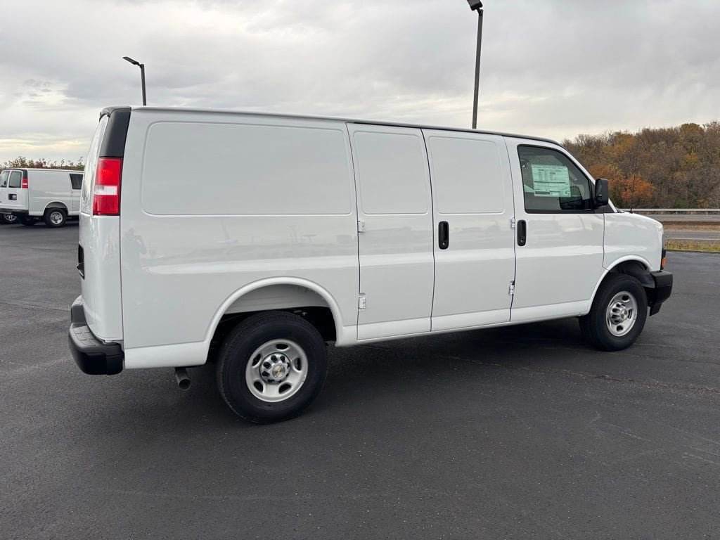 New 2025 Chevrolet Express 2500 w/ Driver Convenience Package RWD image 3