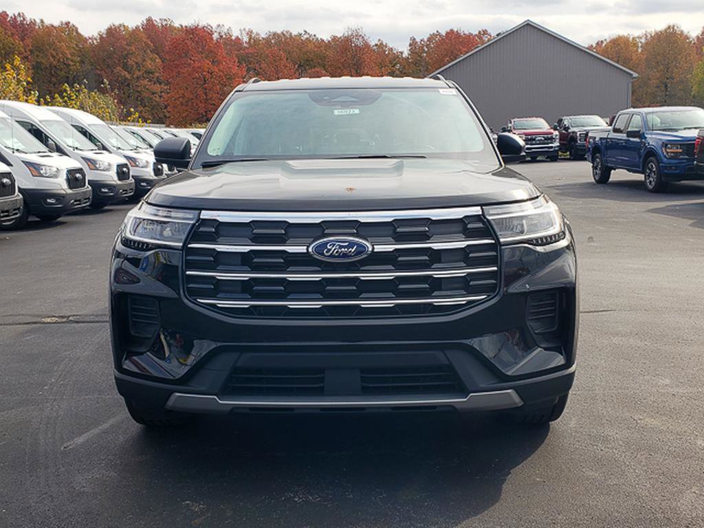 New 2026 Ford Explorer Active image 2