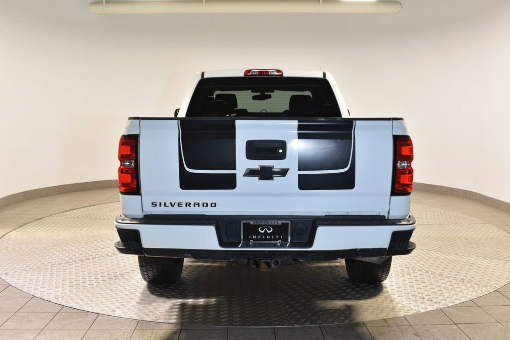 Used 2018 Chevrolet Silverado 1500 LT w/ Redline Edition image 7