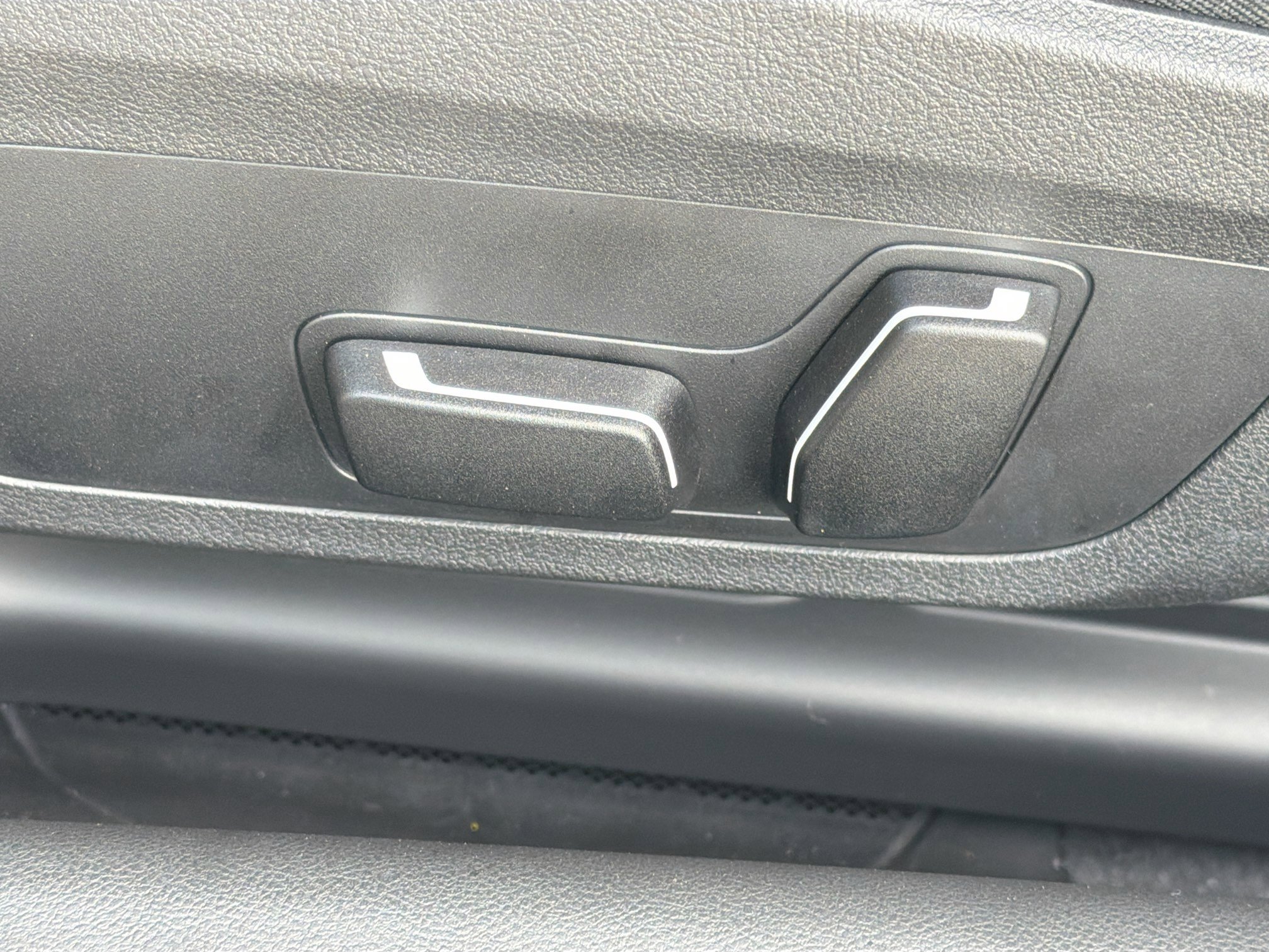 New 2026 BMW 230i Coupe w/ Convenience Package image 23