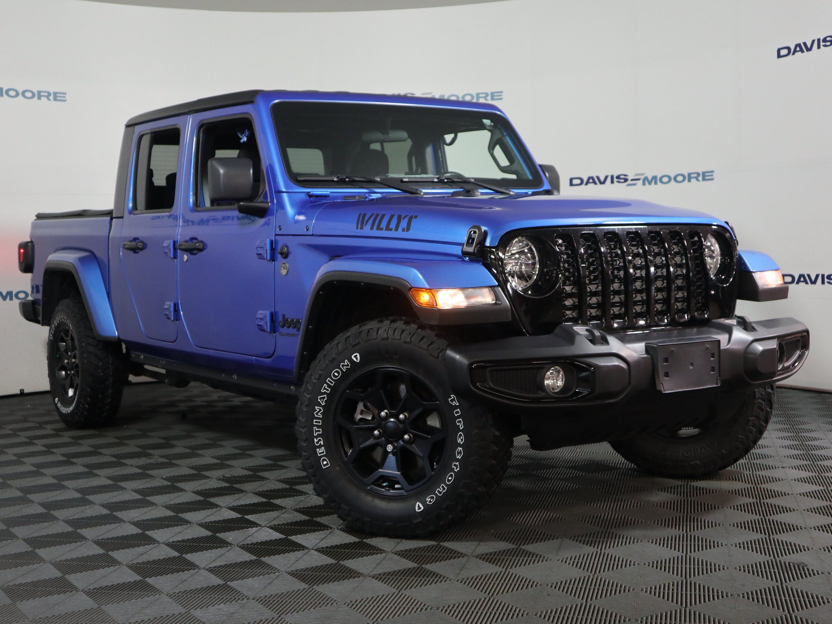 Used 2022 Jeep Gladiator Sport AWD/4WD image 2