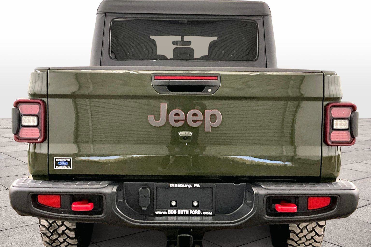 Used 2021 Jeep Gladiator Rubicon image 4