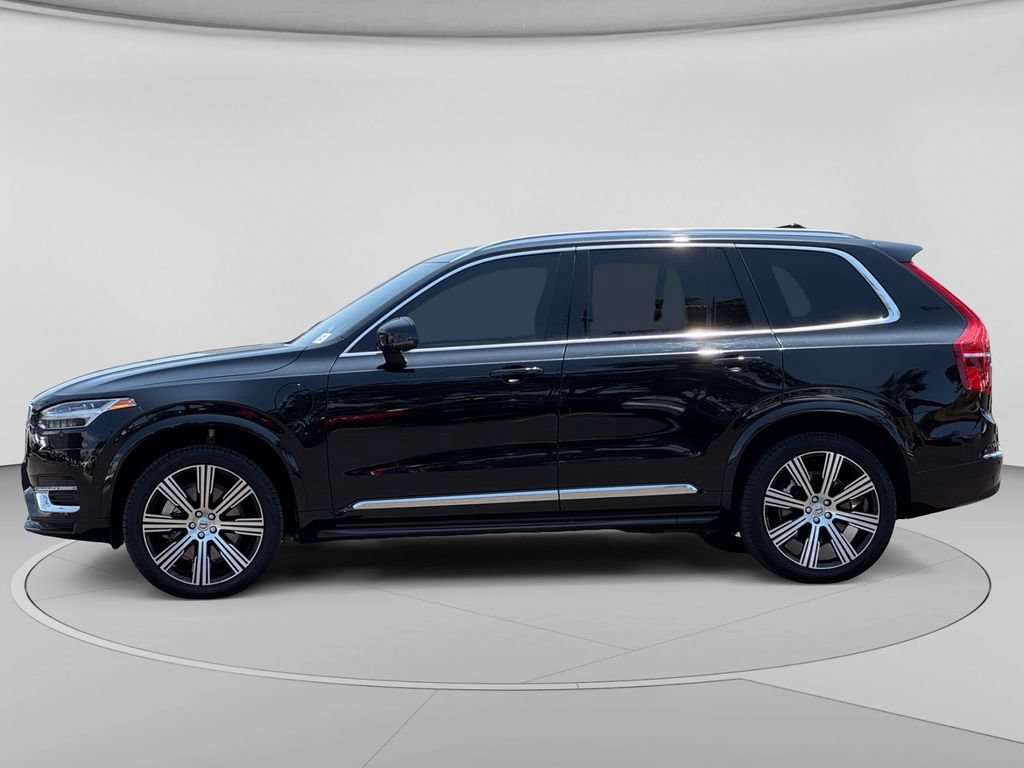 Used 2025 Volvo XC90 T8 Plus w/ Protection Package Premier AWD/4WD image 6