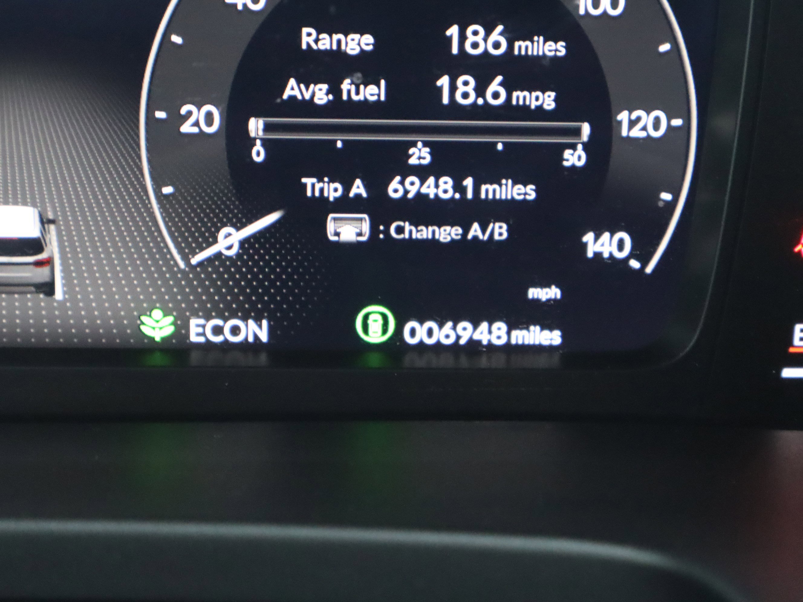 Used 2025 Honda Pilot Black Edition image 27