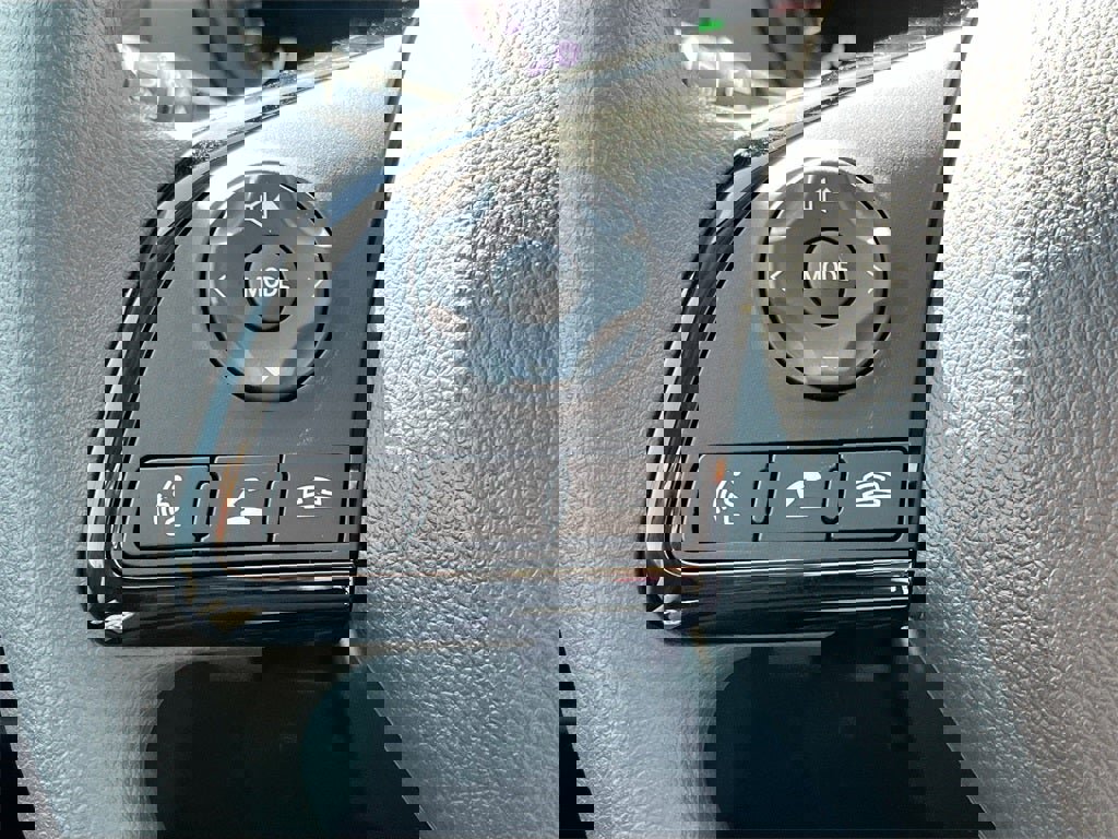 New 2026 Mitsubishi Eclipse Cross LE image 31