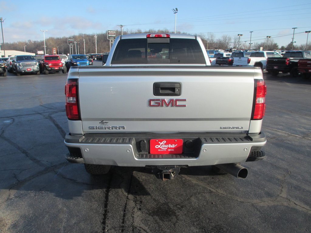 Used 2019 GMC Sierra 2500 Denali w/ Duramax Plus Package image 4