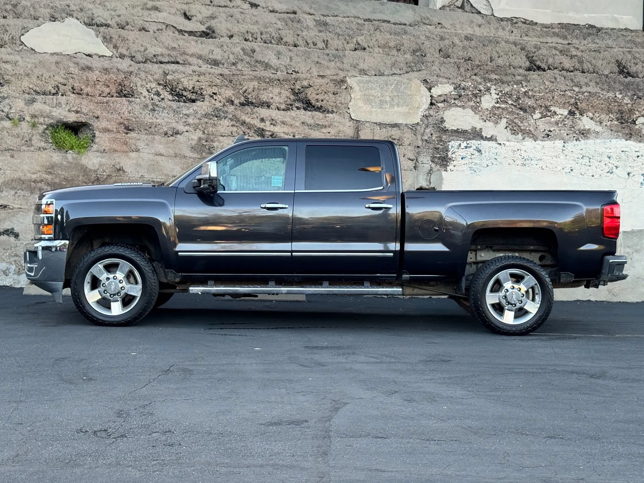 Used 2016 Chevrolet Silverado 2500 LTZ w/ Duramax Plus Package AWD/4WD image 8