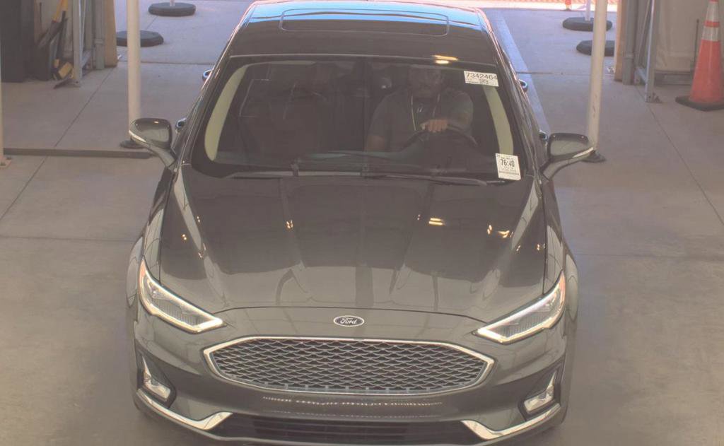 Used 2019 Ford Fusion Titanium image 2