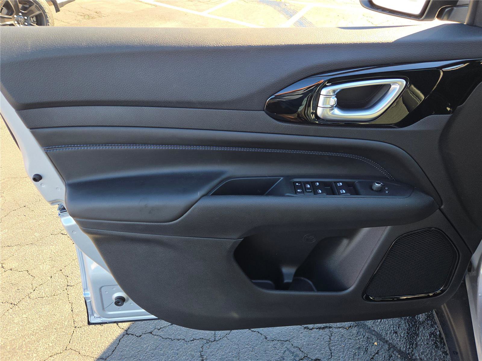 New 2026 Jeep Compass Latitude image 26