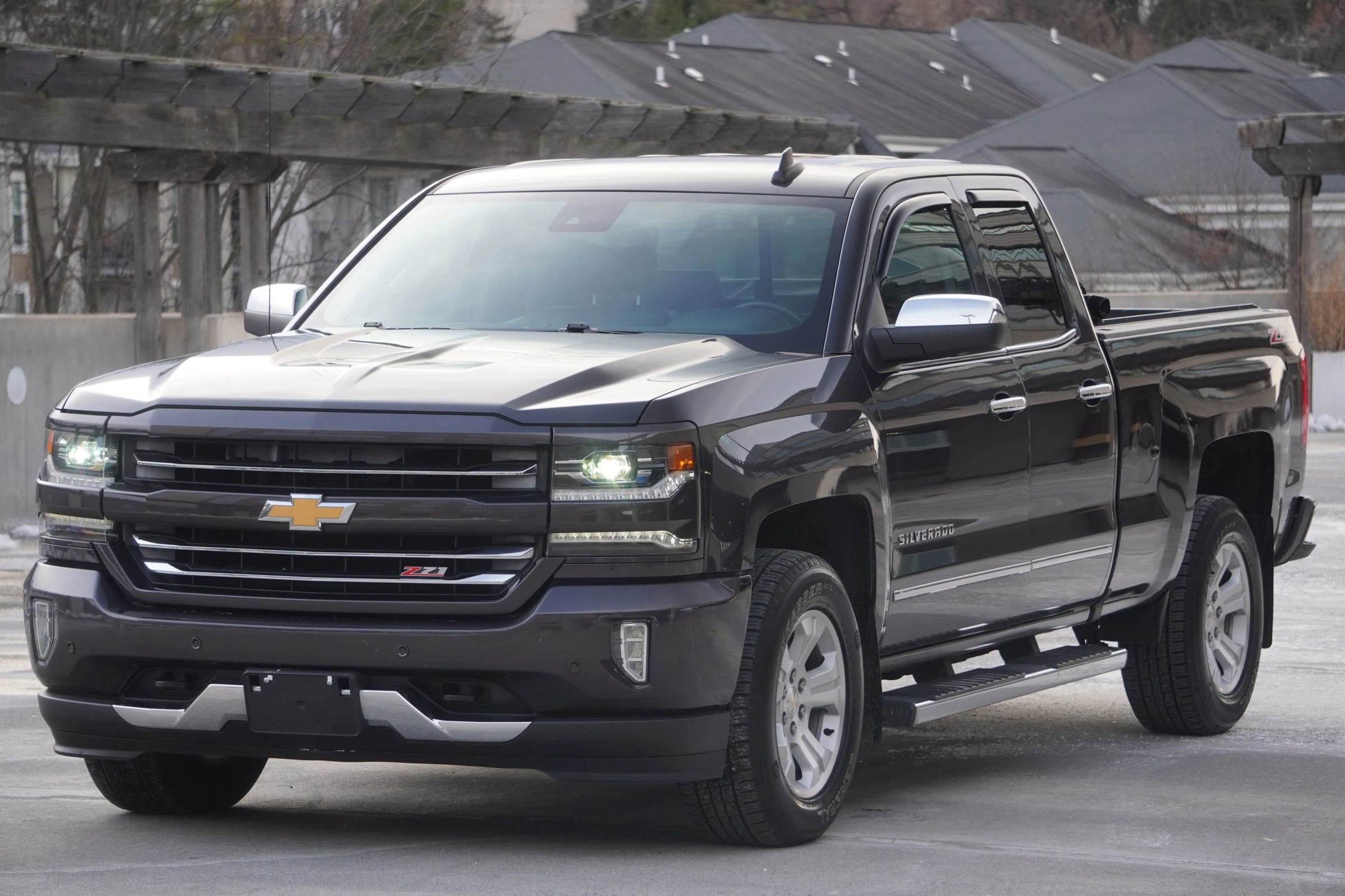 Used 2016 Chevrolet Silverado 1500 LTZ Z71 w/ LTZ Plus Package image 5