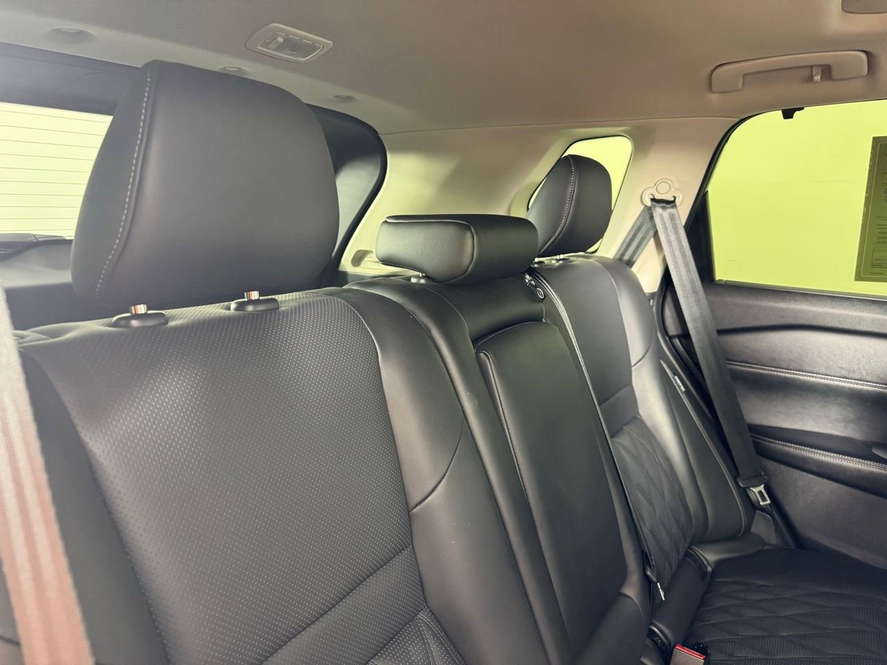 Used 2025 Nissan Rogue Platinum w/ Tech Package image 39