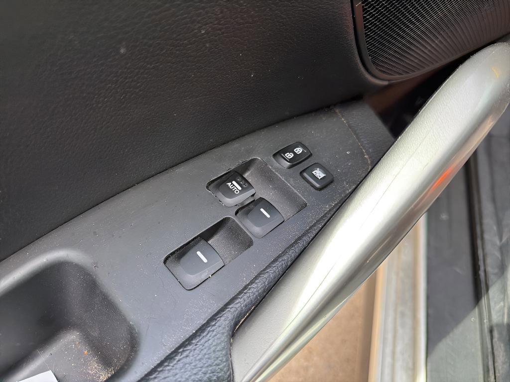 Used 2017 Hyundai Veloster Turbo w/ Tech Package 02 image 6