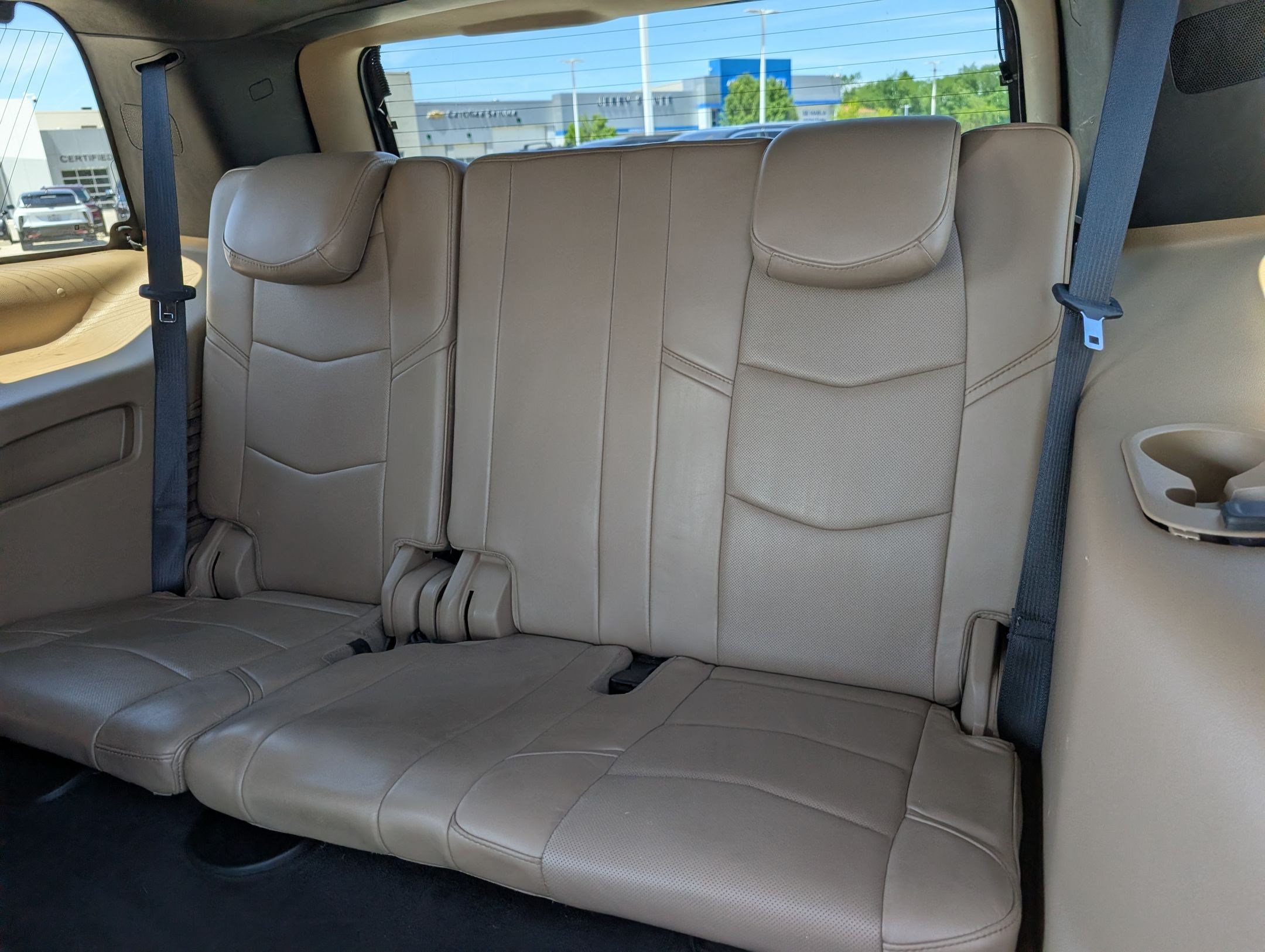 Certified 2020 Cadillac Escalade Platinum AWD/4WD image 35
