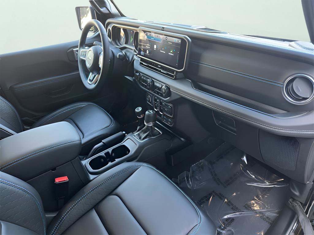 Used 2024 Jeep Wrangler High Altitude image 36