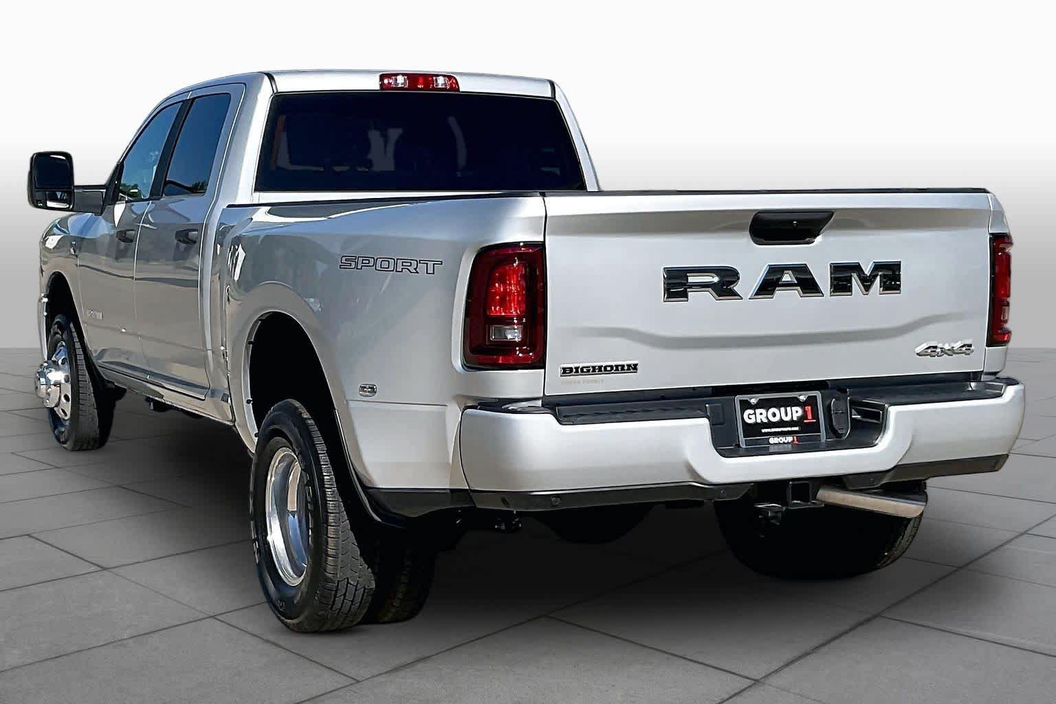 New 2027 RAM 3500 Big Horn AWD/4WD image 12