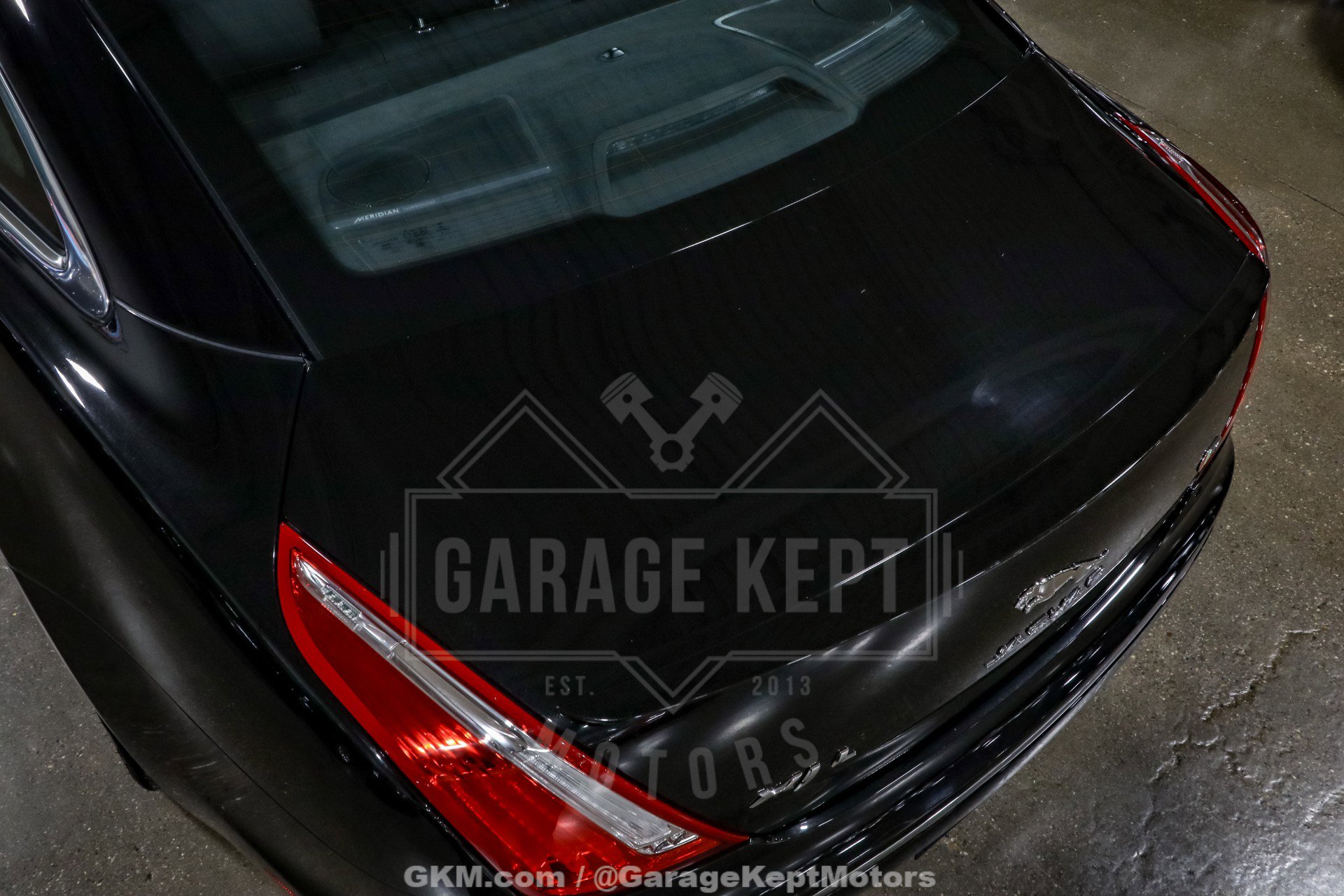 Used 2015 Jaguar XJ R LWB image 41