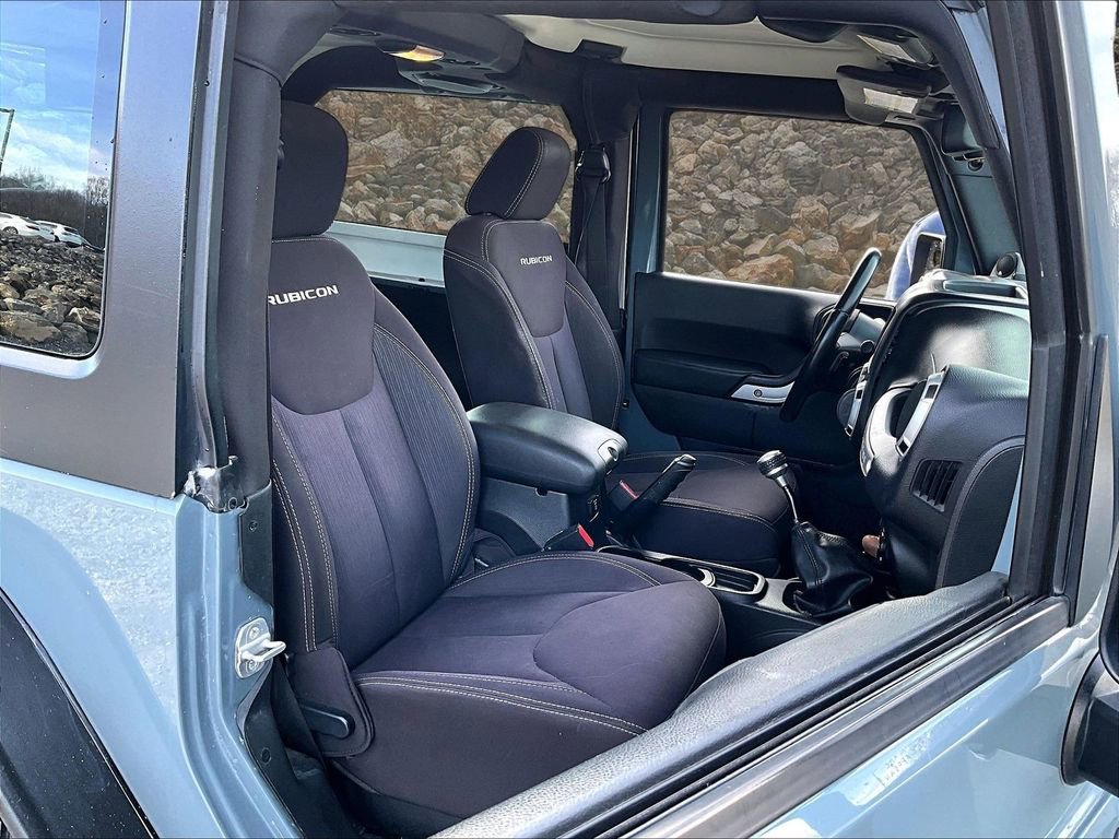 Used 2014 Jeep Wrangler Rubicon w/ Power Convenience Group AWD/4WD image 7