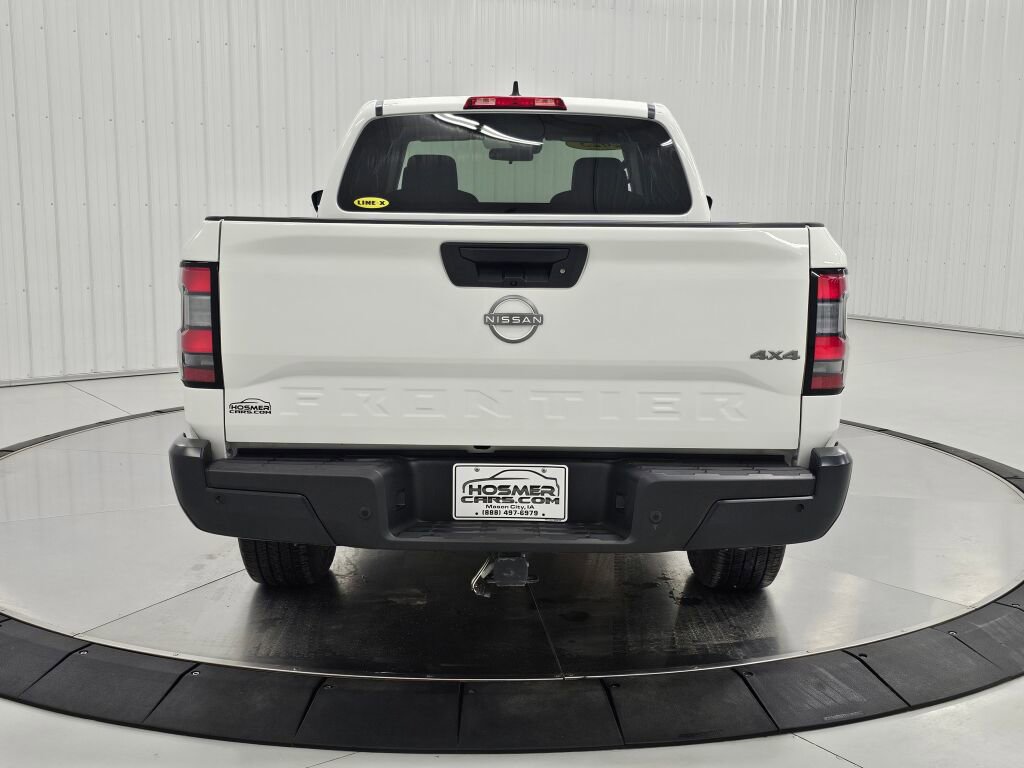 Used 2025 Nissan Frontier S image 4