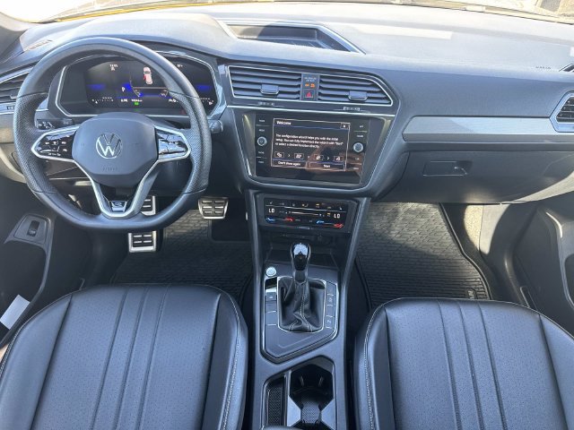 Certified 2024 Volkswagen Tiguan SE R-Line FWD image 9
