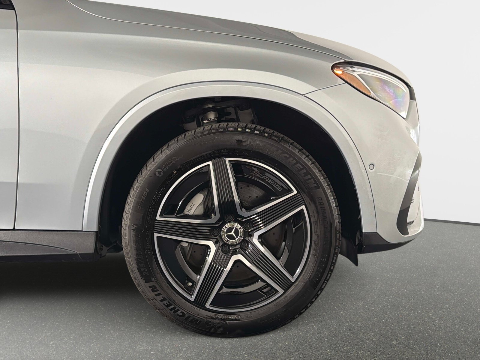 Used 2025 Mercedes-Benz GLC 300 4MATIC w/ AMG Line image 22