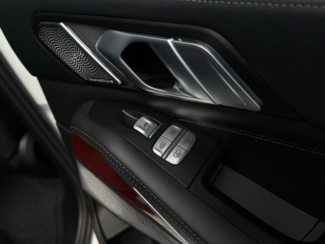 Used 2024 BMW ALPINA XB7 image 24