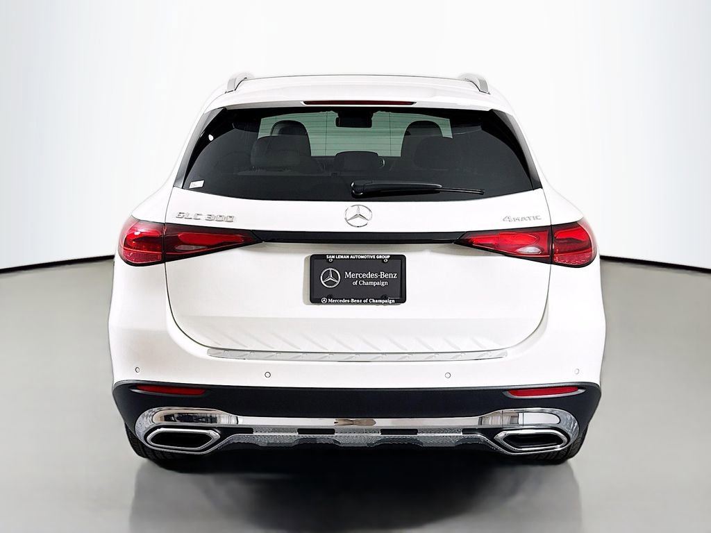 Used 2025 Mercedes-Benz GLC 300 4MATIC image 6