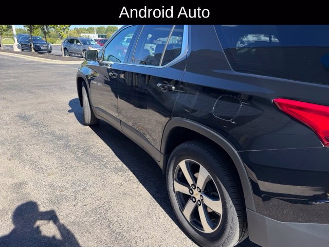 Used 2019 Chevrolet Traverse LT w/ LT Premium Package AWD/4WD image 8