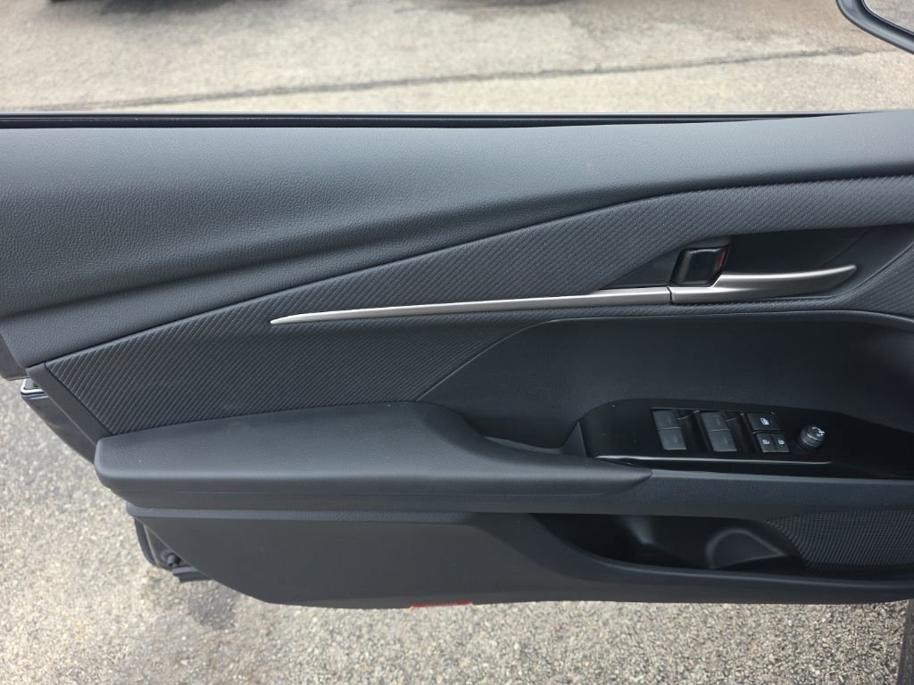 New 2026 Toyota Camry SE FWD image 13