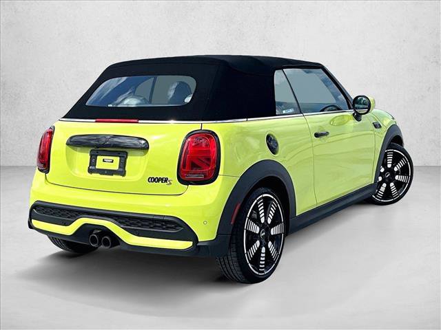 Used 2024 MINI Cooper S image 2
