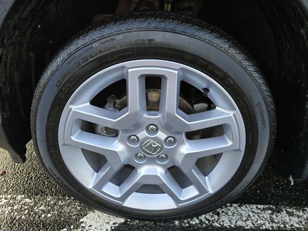 Certified 2025 Honda Passport EX-L image 10