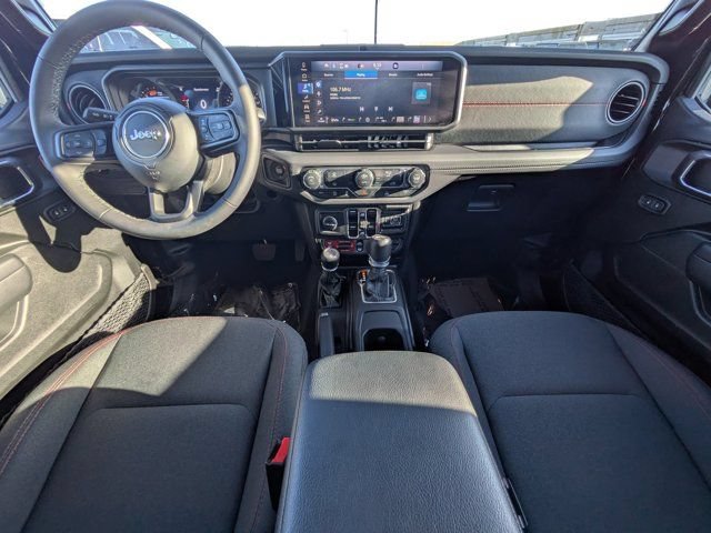 Used 2026 Jeep Wrangler Unlimited Rubicon AWD/4WD image 13