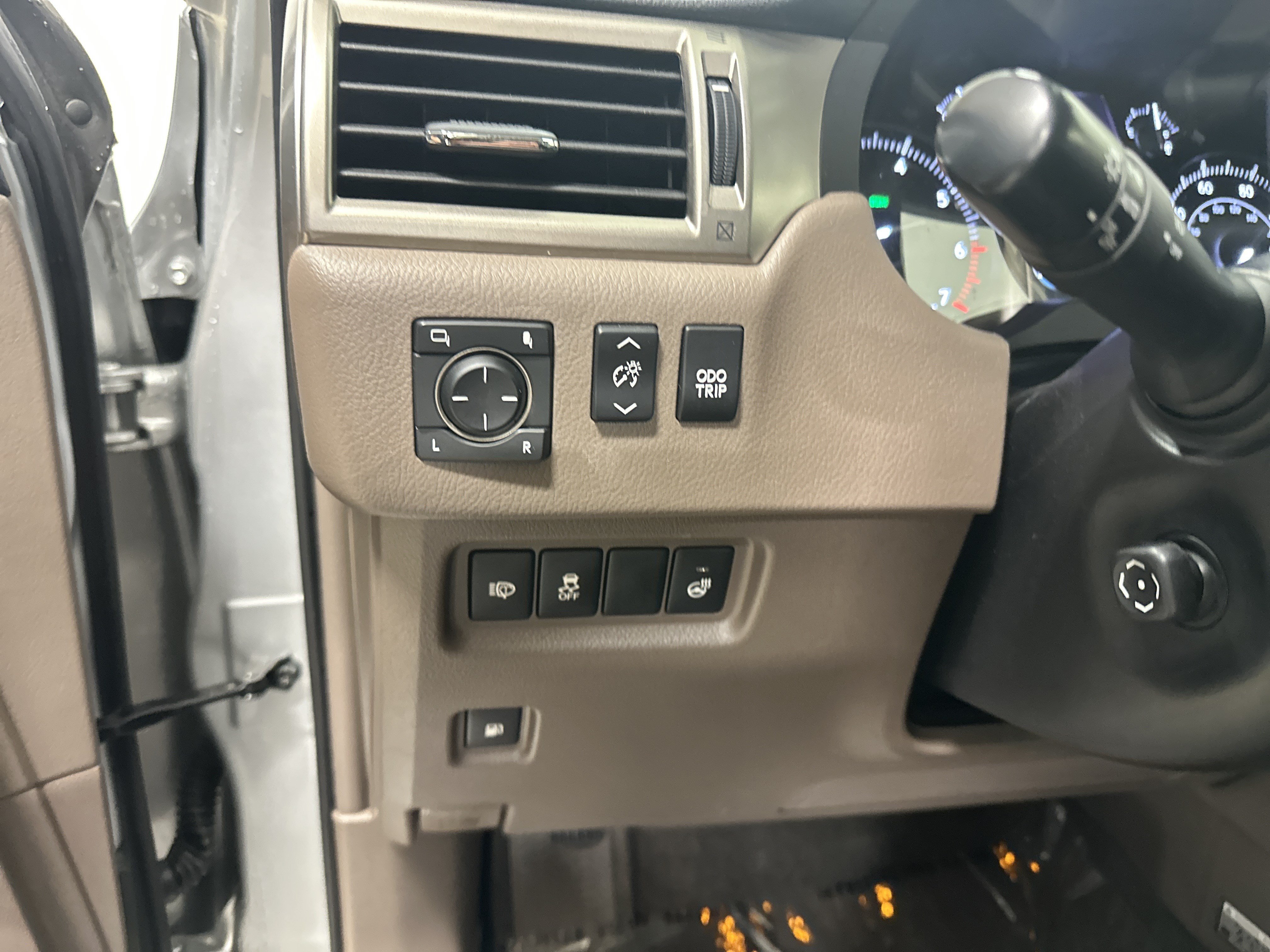 Used 2019 Lexus GX 460 Luxury AWD/4WD image 38