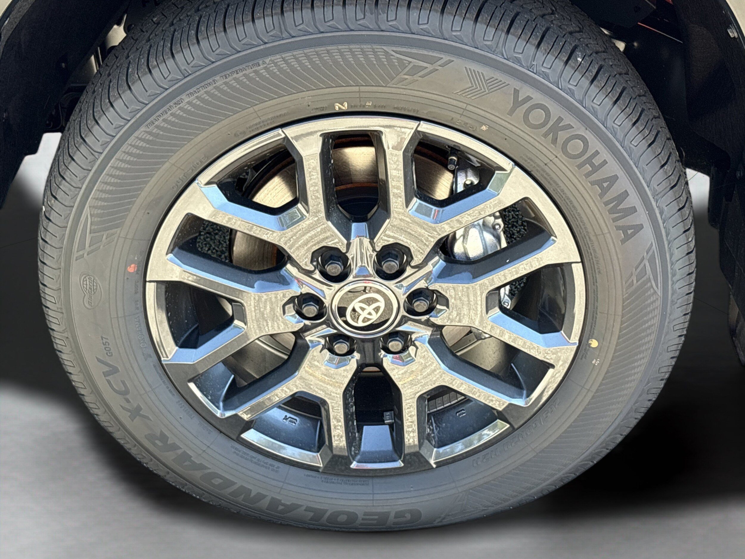 New 2026 Toyota Sequoia Platinum AWD/4WD image 24