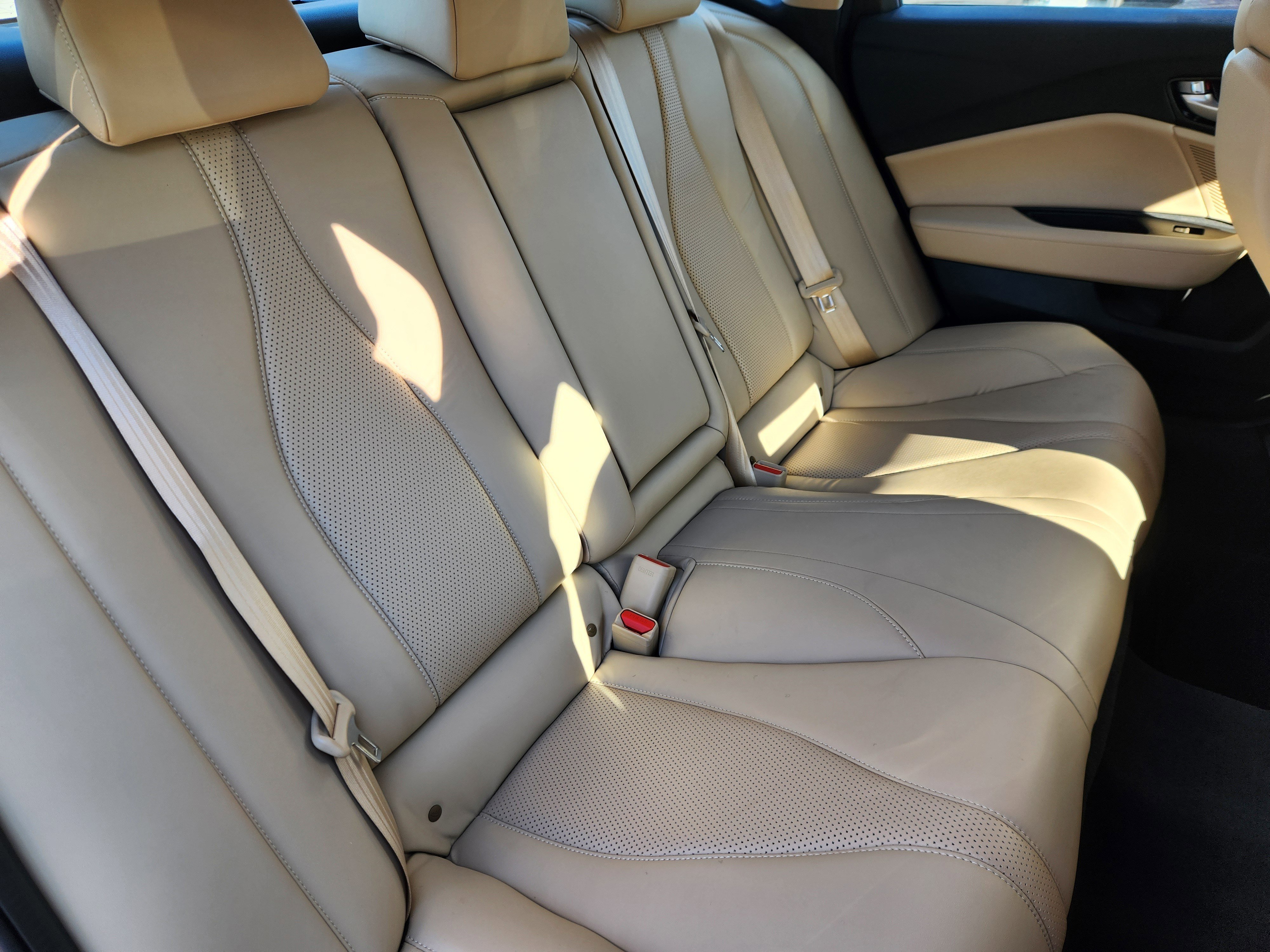 Certified 2025 Acura TLX w/ Technology Package image 17